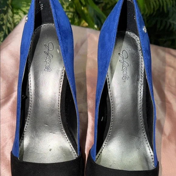 Jaclyn Smith Suede Heels Pointed Toe Heels | Chic Evening Statement - Picture 6 of 8